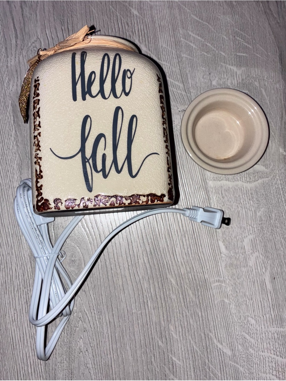 Hello Fall Cream Wax Warmer - Seasonal Home Party Decor